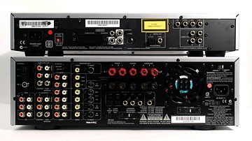 Die umfangreichen Anschlußfelder von ARCAM DV89 und AVR200 Receiver